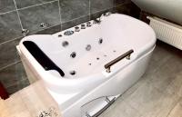 Double Room with Spa Bath