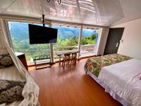 King Room with Mountain View