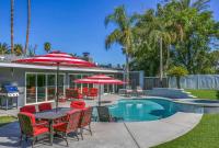 B&B Palm Springs - The Brentwood Permit# 3911 - Bed and Breakfast Palm Springs