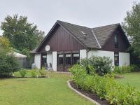 Großes (ca.230m²) freistehendes Einfamilienhaus - Bed and Breakfast Kaltenkirchen