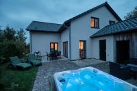 FLEESENTRAUM Villa Silbermöwe - Luxushaus - Ideal für Familien - Whirlpool Sauna Kamin Garten - Hunde willkommen! - Chambres d'hôtes Göhren-Lebbin