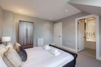 Classic One-Bedroom Apartment