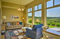 Branson Condo with Table Rock Lake Views, Near Strip - B&B