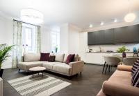 Deluxe Apartment 25A