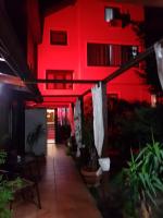 Pensiunea Red Rose Apartments - Chambres d’hôtes