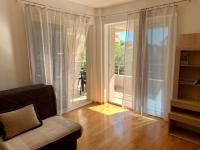 Sunday Apartment Petrovac - Bed and Breakfast Petrovac na Moru