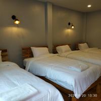 Classic Quadruple Room