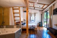 Familienzimmer mit Gartenblick