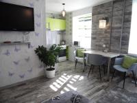 B&B Chmelnyzkyj - Apartment WAVE,в центре! - Bed and Breakfast Chmelnyzkyj