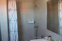 Standard Einzelzimmer mit Gemeinschaftsbad