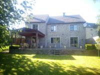 Le Longueville - Bed and Breakfast