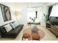 Family Room with Bathroom 801