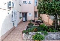 Apartment Bor - on the beach - B&B