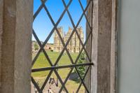 Double Room with Four-Poster Bed and Cathedral View