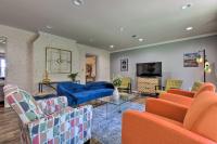 Ocean Springs Home - Walk to Beach and Downtown! - Bed and Breakfast