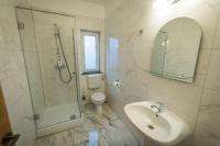 Twin Room with Private Bathroom