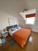 Apartamento de 1 dormitorio con balcón