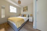 B&B Hereford - Apartment 3, Isabella House, Aparthotel, By RentMyHouse - Bed and Breakfast Hereford