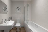 Hereford City Centre - Apartment 3, Isabella House - Modern Apartment In The Heart of The City - Sleeps 2 Guests - Hosted by RENTMYHOUSE - Chambres d'hôtes Hereford