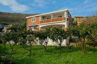 Apartments Mandarina Garden - B&B