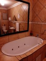 Queen Suite