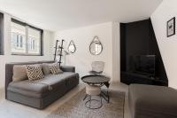 Apartment with Shower