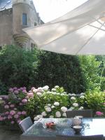 APPARTEMENT MEUBLE CLASSE 3*** IDEAL CURE THERMALE, AVEC TERRASSE DE 30M2, MAGNIFIQUE VUE - B&B