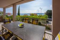 ANTON 3 spacious apartment with a large terrace - Ferienwohnung Crikvenica