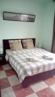 Chambre Lit King-Size - Vue sur Piscine