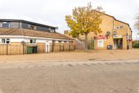 The Eldern - Spacious, Netflix, free Parking, close to A1 - Chambres d’hôtes Peterborough