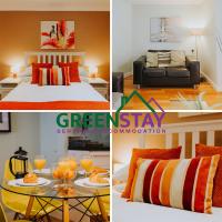 "The Garden Apartment Newquay" by Greenstay Serviced Accommodation - Beautiful 2 Bed Apartment With Parking & Garden Terrace, Dog Friendly, Close To Beaches, Shops & Restaurants - Perfect For Families, Couples, Small Groups & Business Travellers - Chambres d'hôtes Newquay