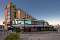 Holiday Inn London Brentford Lock, an IHG Hotel