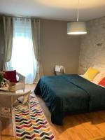 B&B Juziers - Maison Proche de Paris équipée, avec jardin et Wifi gratuit idéal pour les J O de Paris - Bed and Breakfast Juziers