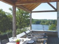 B&B Robertville - Luxury apartment with sauna over a lake - Bed and Breakfast Robertville