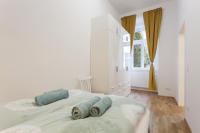 Design One-Bedroom Apartment