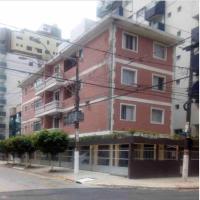 Apto Canto do Forte - Praia Grande - Local Privilegiado - 100 metros da Praia - Internet inclusa - Bed and Breakfast