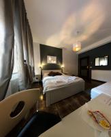 Triple Room with Private External Bathroom
