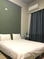 Twin Room with Private Bathroom