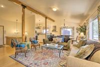 B&B Frisco - Homey Dog-Friendly Retreat with Deck in Dtwn Frisco! - Bed and Breakfast Frisco