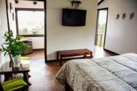 Estudio con vistas al jardín