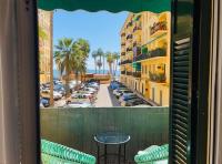 Apartamento a 50 metros de la playa malagueta con vistas al mar - Chambres d'hôtes Málaga