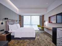 Holiday Inn Guangzhou South Lake, an IHG Hotel-Free shuttle bus to Canton Fair Complex during Canton Fair Period