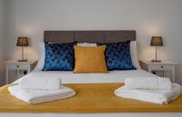 Oliverball Serviced Apartments - Lawson Lodge - Modern 3 bedroom house in Portsmouth - B&B