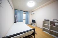 103 LJ Inn Uzumasa Free Wifi & Bicycle - Chambres d’hôtes Sakaino