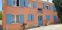 Beaux appartements climatisés - 3 pièces - espaces extérieurs - parking - proche plage - B&B Hyères