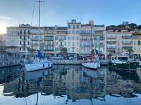 Cannes Old Port, SEAFRONT & Seaview best Wifi & AC - B&B