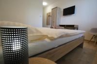 Doppel-/Zweibettzimmer mit eigenem Bad