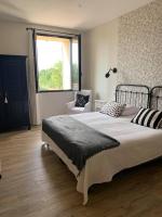 Doppel-/Zweibettzimmer mit Gartenblick