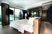 Suite King + 60 mins Thai Full Body Care for 1 Person