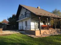 B&B Băneşti - Green Nest - Bed and Breakfast Băneşti